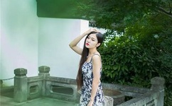 他一次又一次的索要